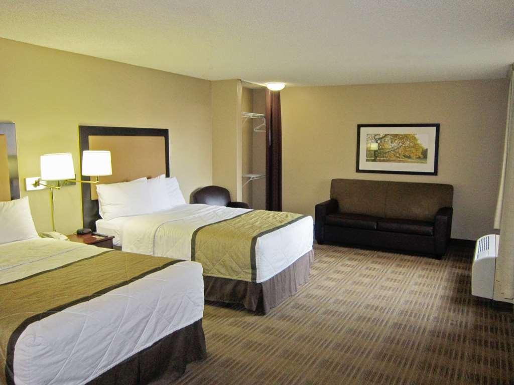 Extended Stay America Suites - Boston - Braintree Room photo