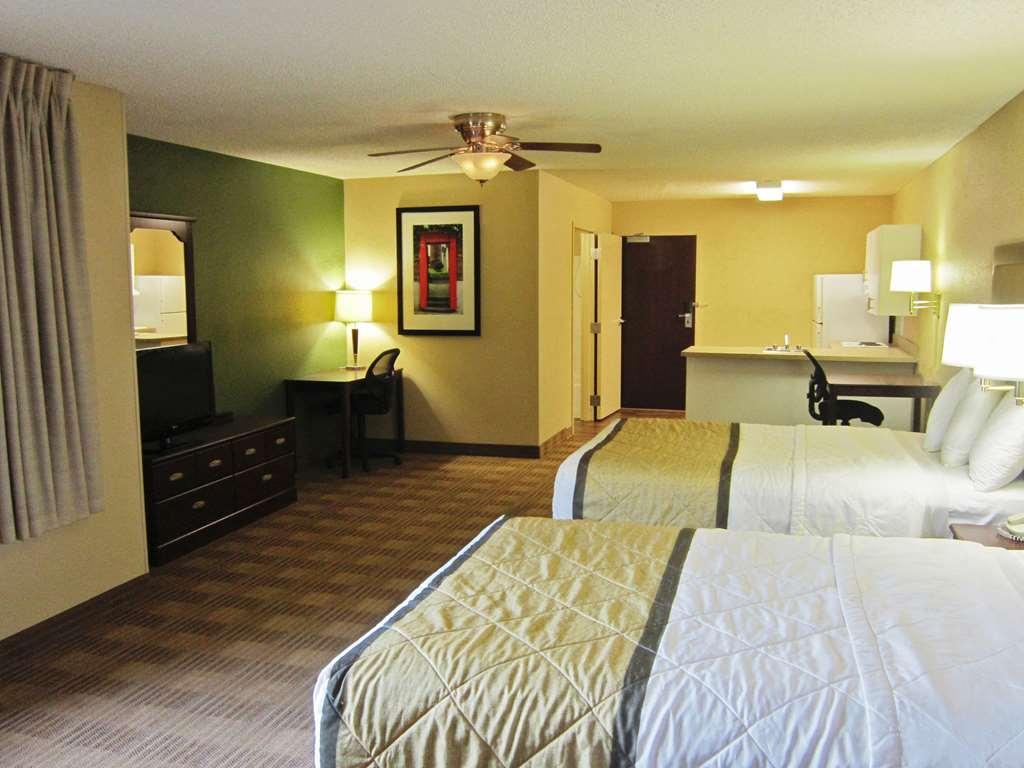 Extended Stay America Suites - Boston - Braintree Room photo